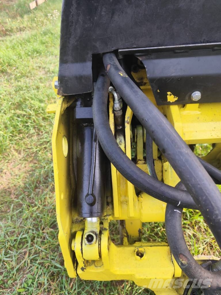 John Deere 1270 E Harvesteri