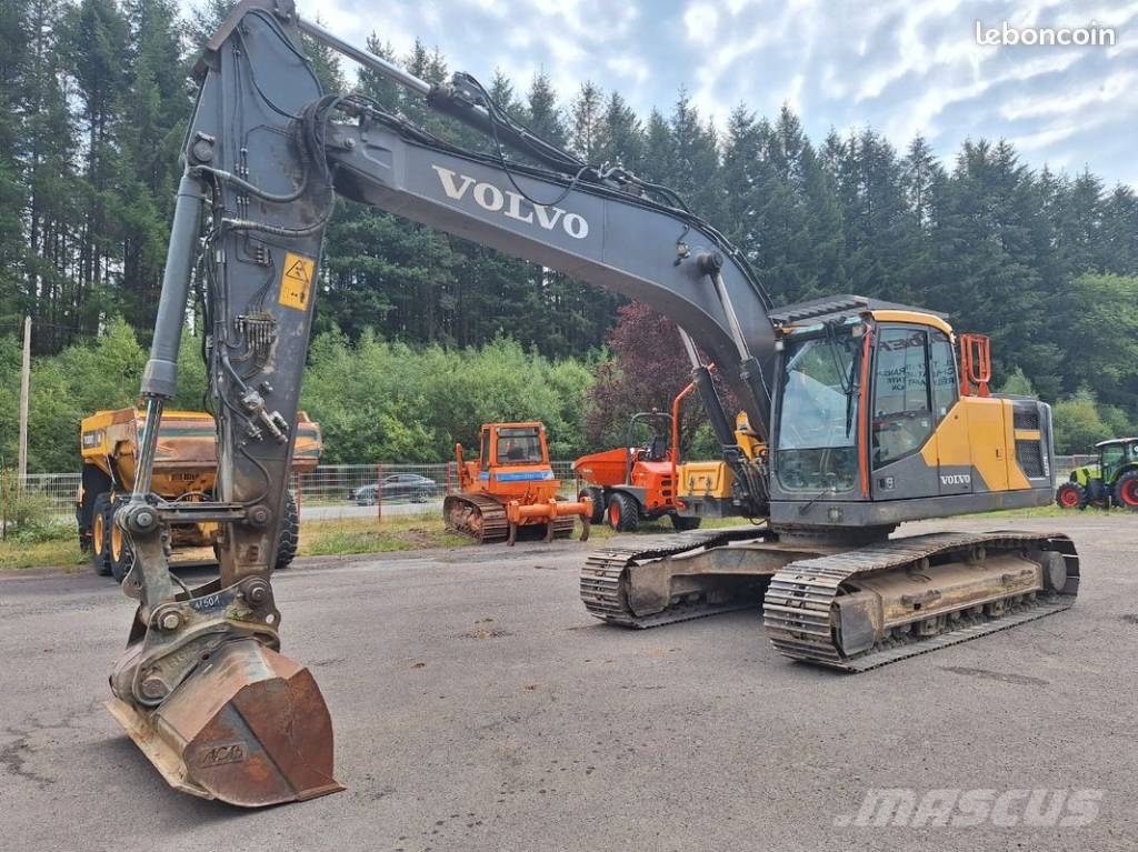 Volvo EC 220 E Pásové rýpadlá