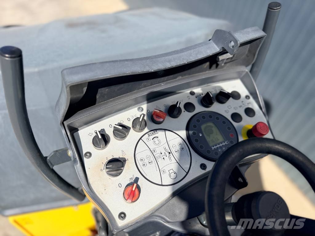 Bomag BW138 AD-5 Dvojni valjarji