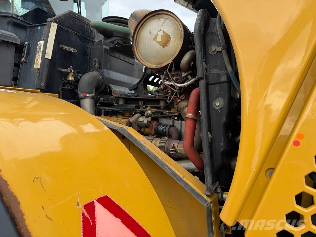 CAT 966 K Incarcator pe pneuri