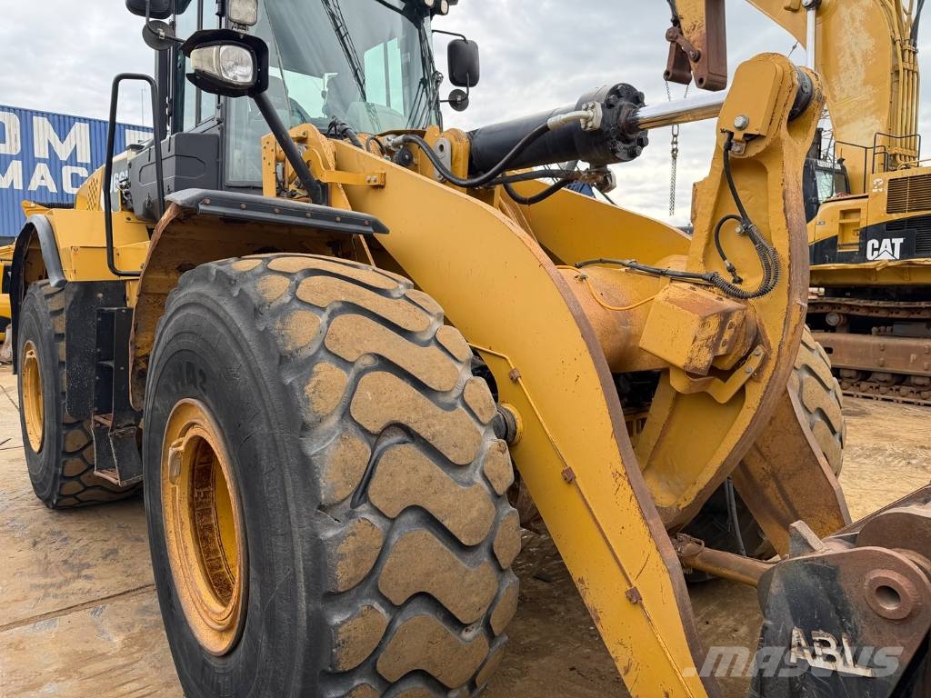 CAT 966 K Incarcator pe pneuri