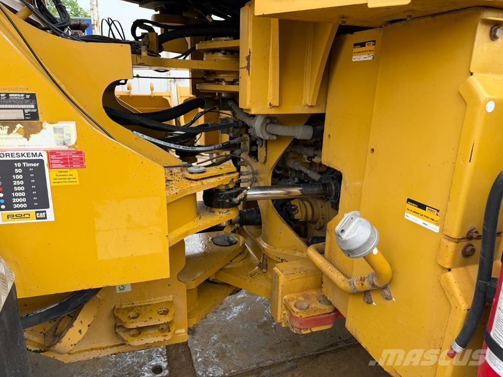CAT 966 K Incarcator pe pneuri