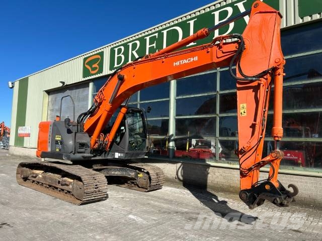 Hitachi ZX 225 US-3 Kāpurķēžu ekskavatori