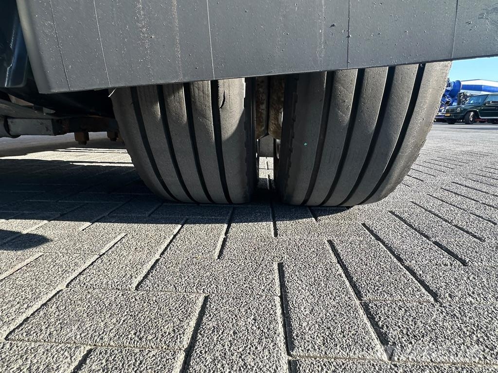 Langfeld LPA 18 TL 6300 2 ASSER UITSCHUIFBAAR ACHTERZIJDE Επίπεδες/πλευρικώς ανοιγόμενες ρυμούλκες