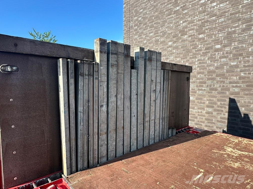 Langfeld LPA 18 TL 6300 2 ASSER UITSCHUIFBAAR ACHTERZIJDE Επίπεδες/πλευρικώς ανοιγόμενες ρυμούλκες