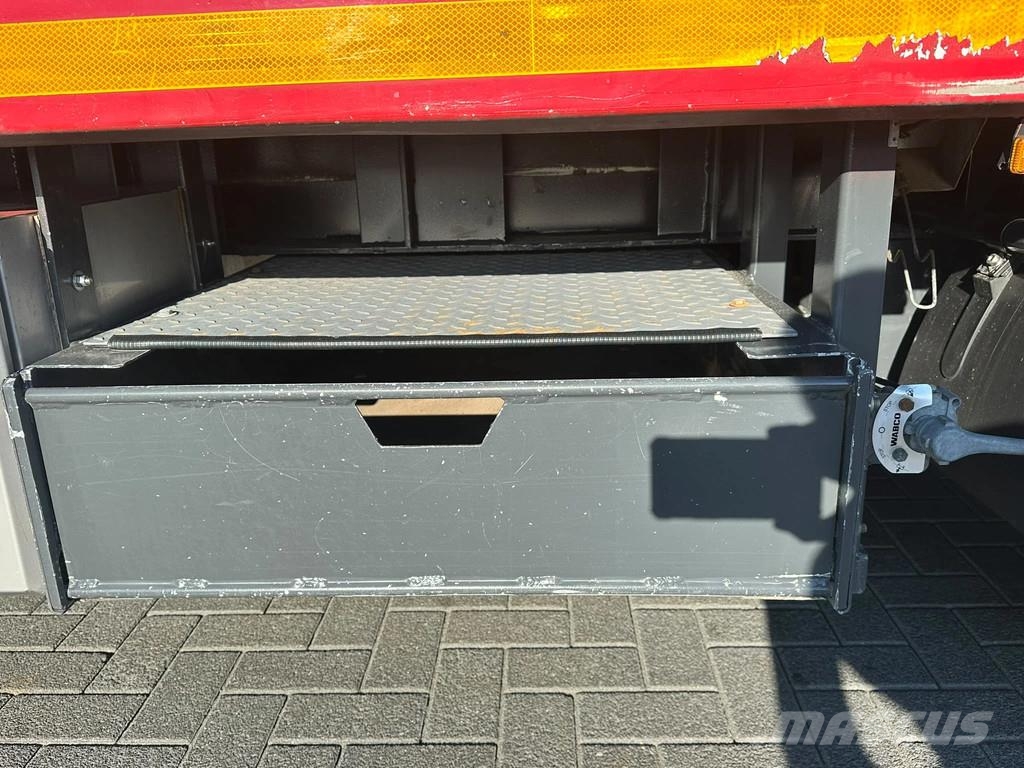 Langfeld LPA 18 TL 6300 2 ASSER UITSCHUIFBAAR ACHTERZIJDE Επίπεδες/πλευρικώς ανοιγόμενες ρυμούλκες