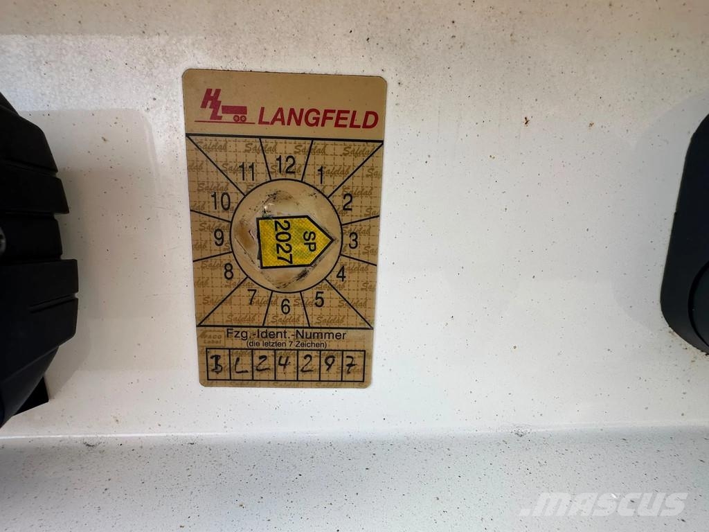 Langfeld LPA 18 TL 6300 2 ASSER UITSCHUIFBAAR ACHTERZIJDE Επίπεδες/πλευρικώς ανοιγόμενες ρυμούλκες