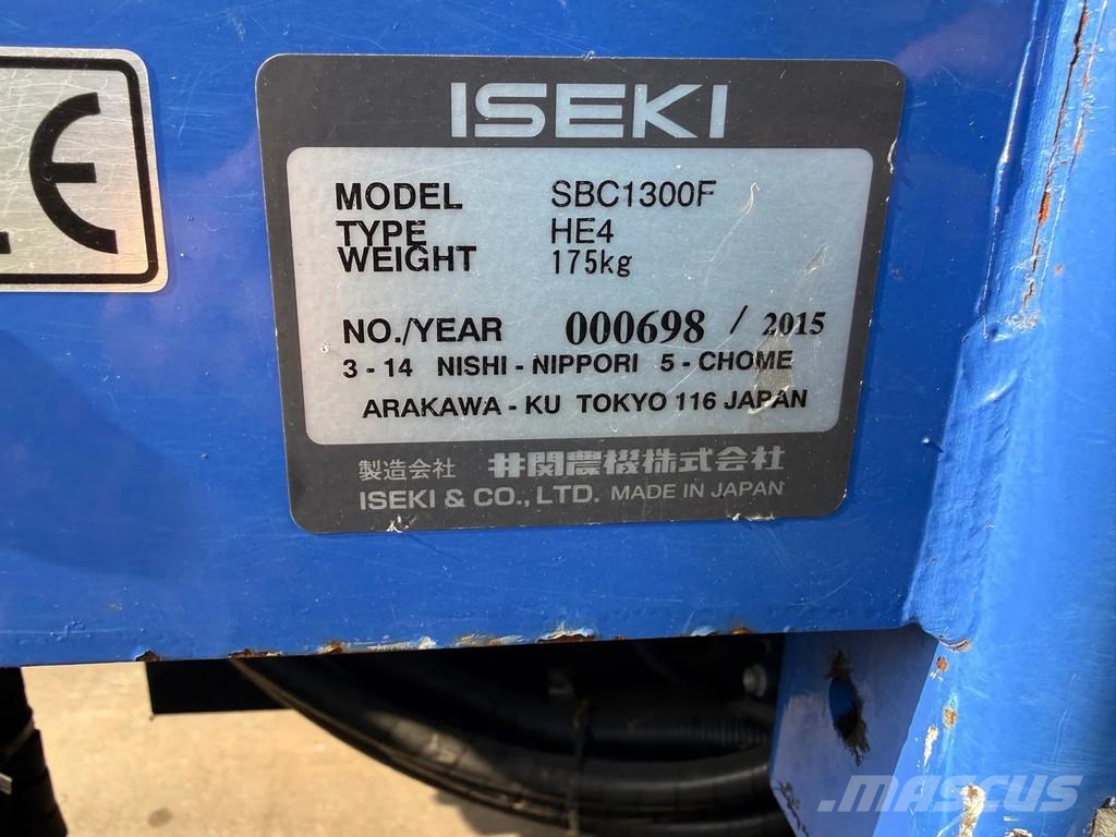 Iseki SF450/SBC1300F Самохідні газонокосарки