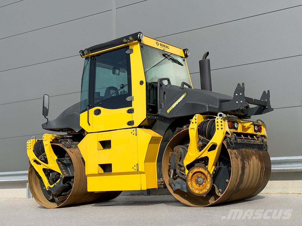 Bomag BW 174 AP-4 AM مداحل ثنائية الاسطوانة