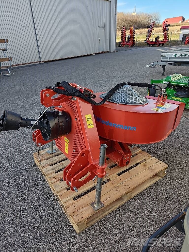 Wiedenmann megatwister lövblås pto معدات العناية بالأرض - غير ذلك