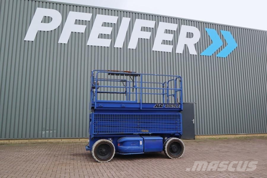 JLG 3369LE Electric, 12m Working Height, 450kg Capacit Saksilavat