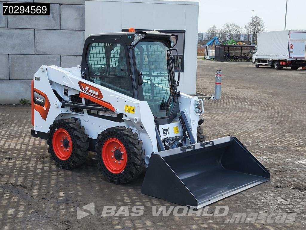 Bobcat S510 A/C - Cabin Skid steer loaders