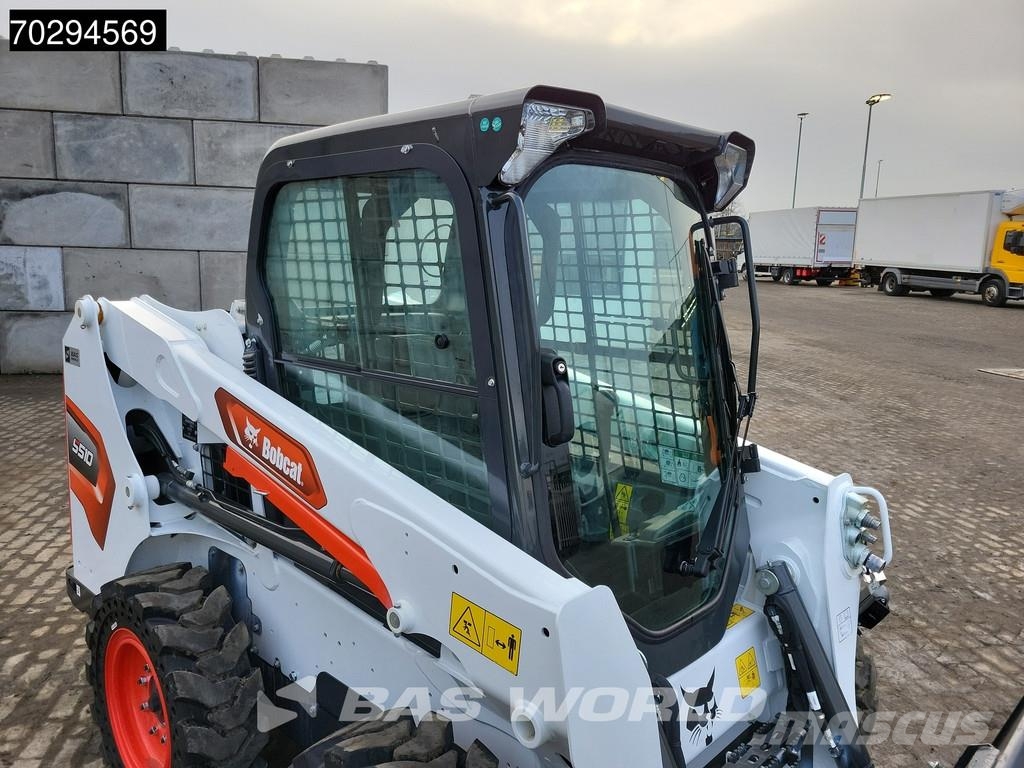 Bobcat S510 A/C - Cabin Skid steer loaders