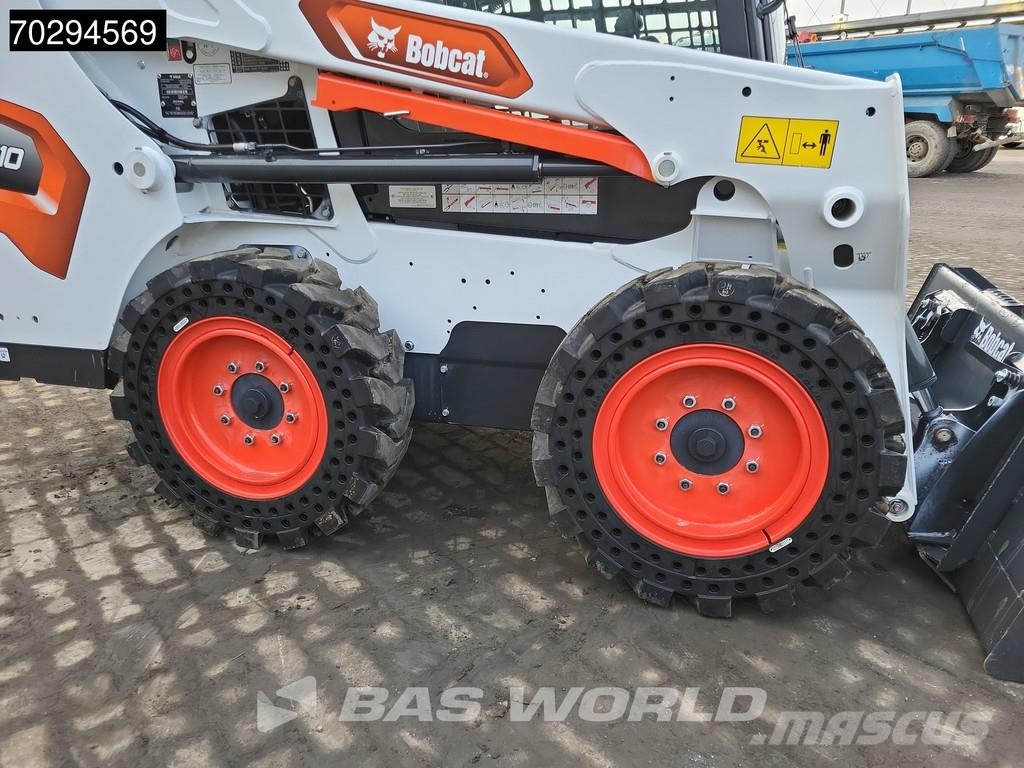 Bobcat S510 A/C - Cabin Skid steer loaders