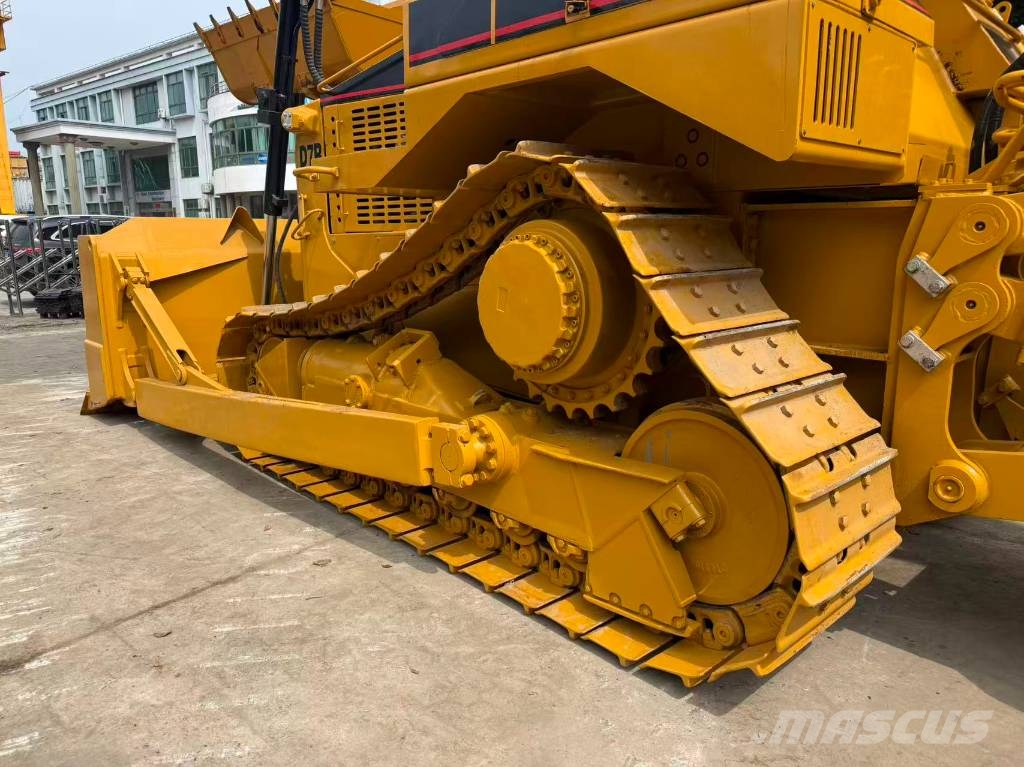 CAT D 7 R Bulldozer