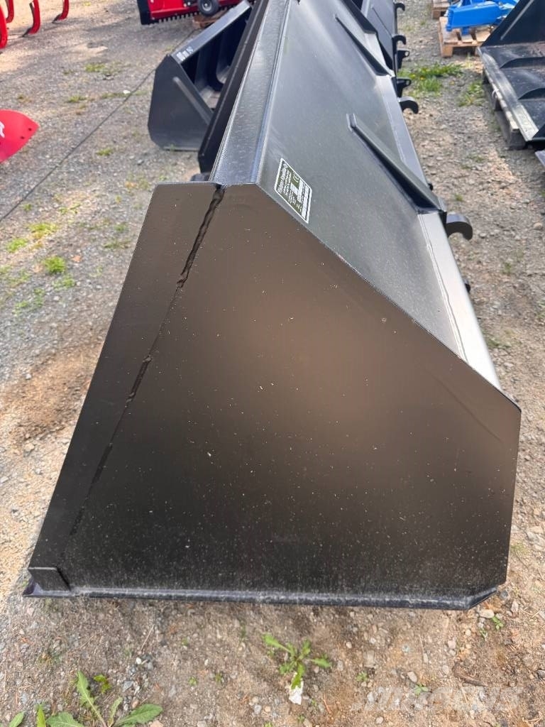Mp-lift LUMIKAUHA 2,2 m3/2,6 m HD-malli Front loader accessories