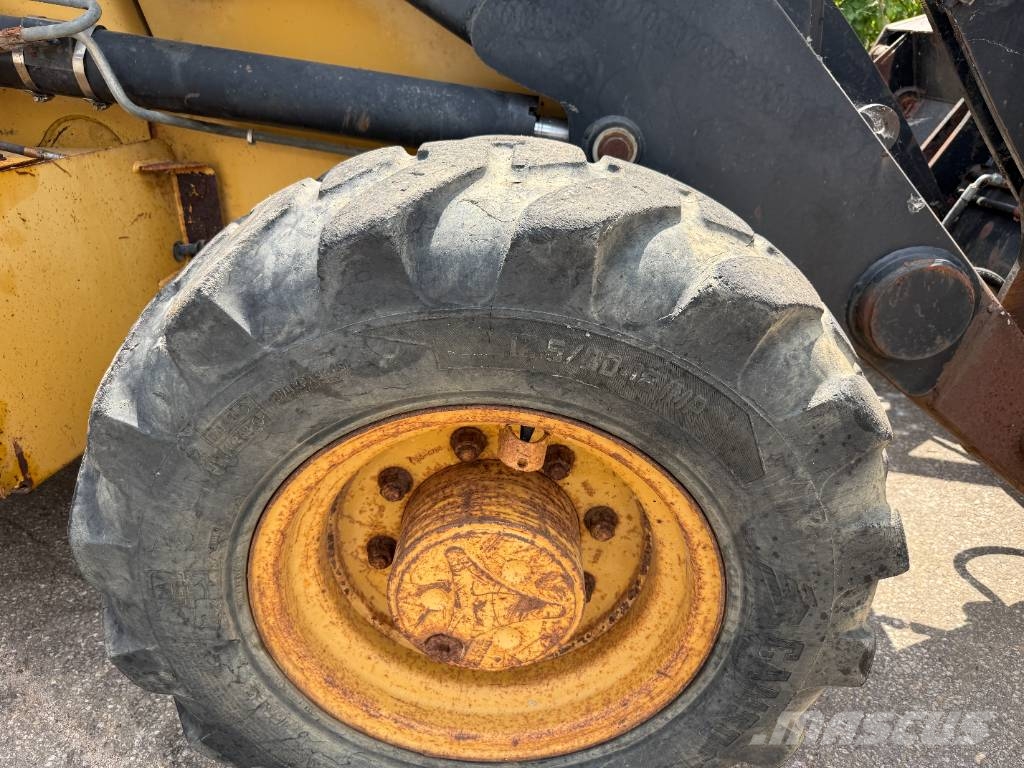 CAT 428D Εκσκαφείς Φορτωτές τύπου JCB
