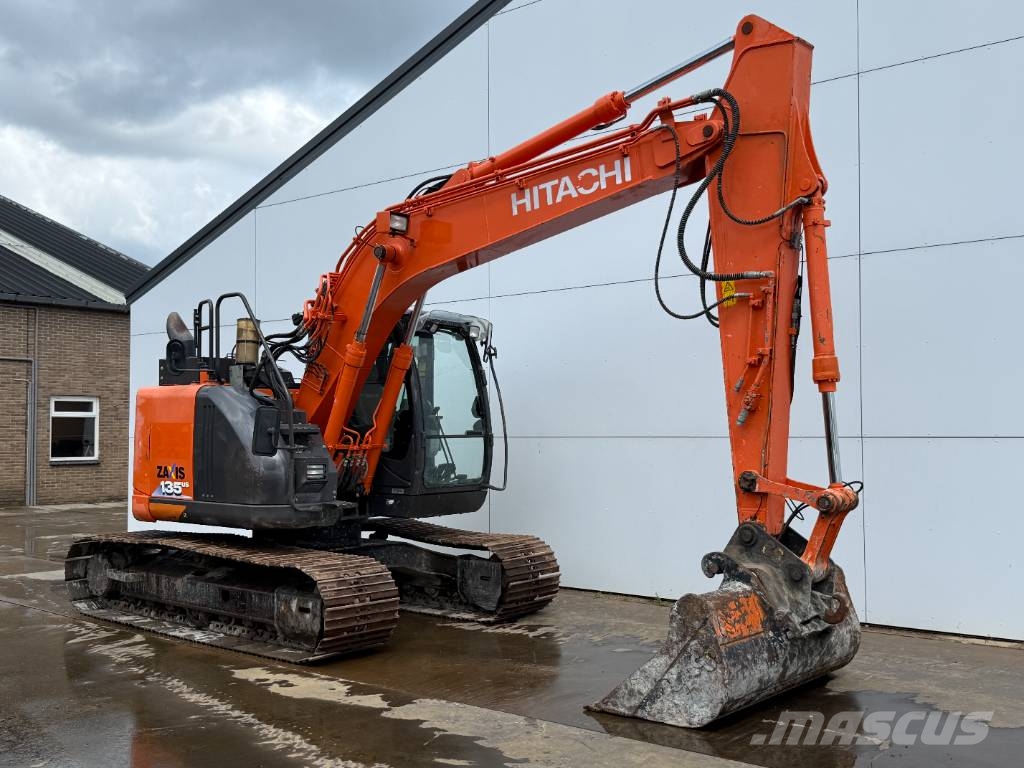 Hitachi ZX135US-6 - Quick Coupler / Automatic Greasing حفارات زحافة
