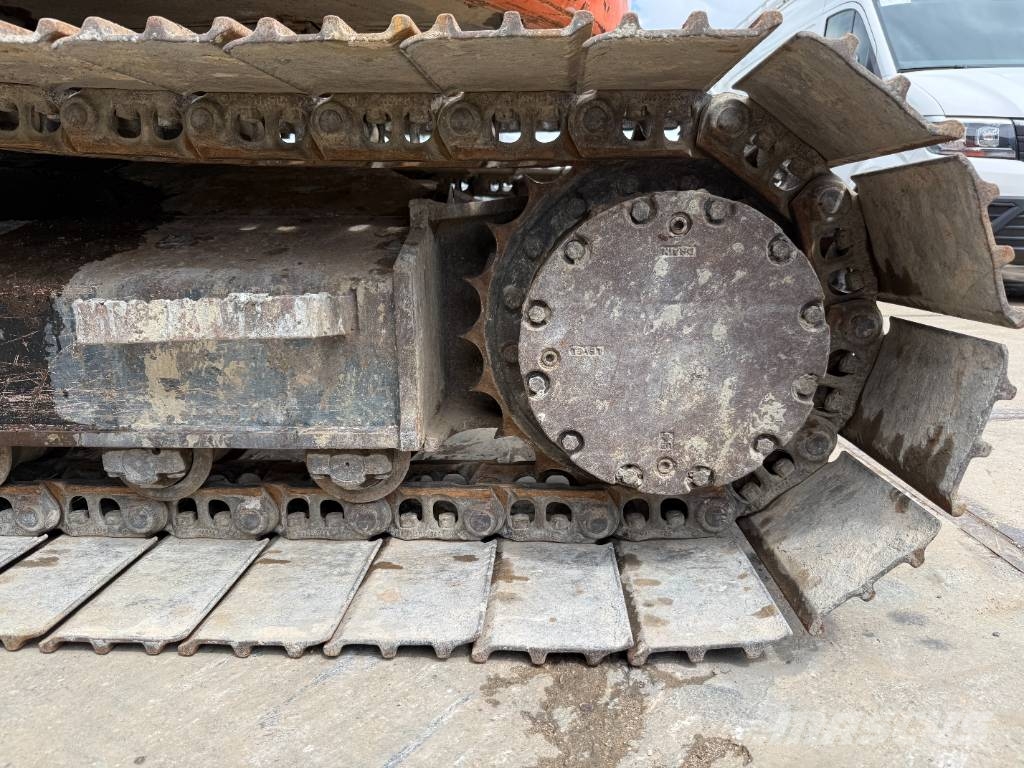 Hitachi ZX135US-6 - Quick Coupler / Automatic Greasing حفارات زحافة