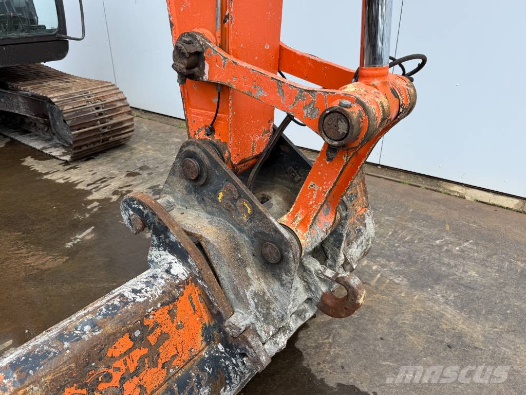 Hitachi ZX135US-6 - Quick Coupler / Automatic Greasing حفارات زحافة