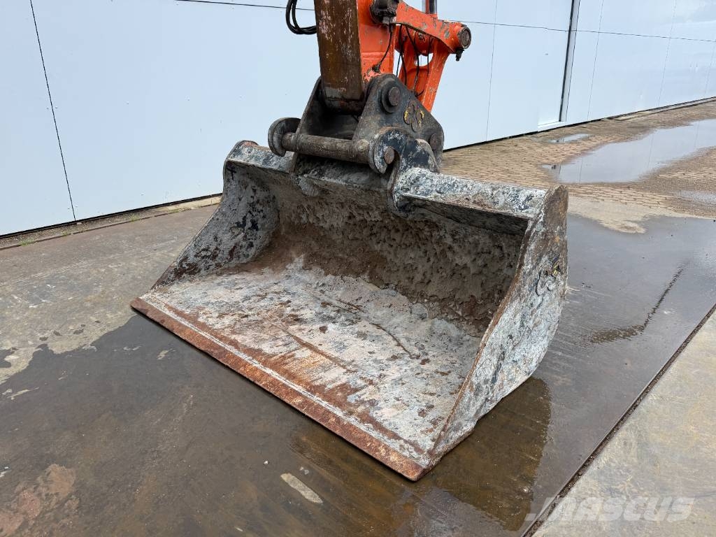 Hitachi ZX135US-6 - Quick Coupler / Automatic Greasing حفارات زحافة
