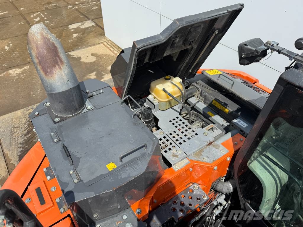 Hitachi ZX135US-6 - Quick Coupler / Automatic Greasing حفارات زحافة