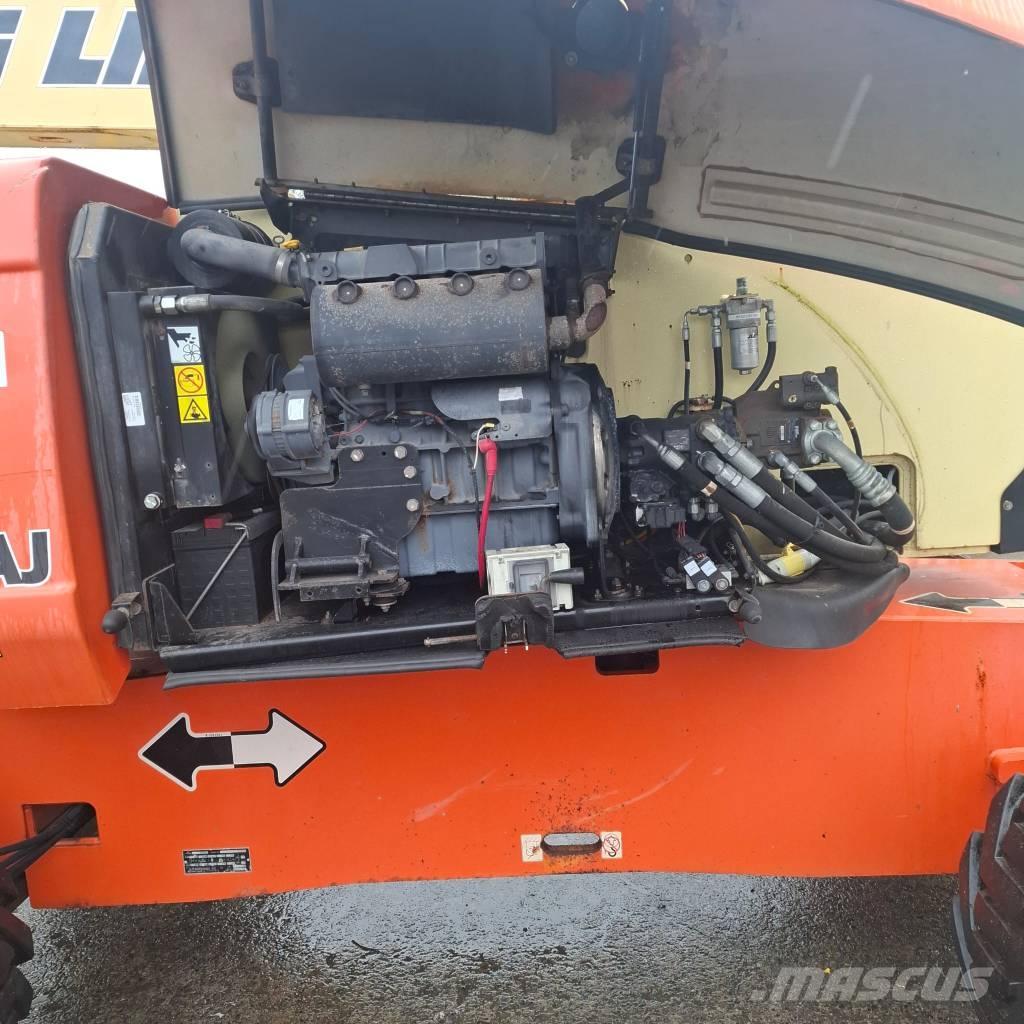 JLG 800 AJ Коленчатые подъемники