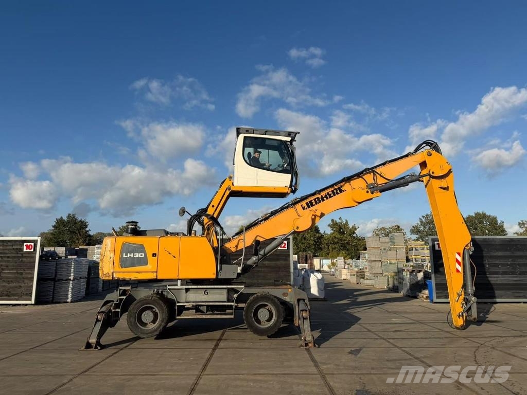 Liebherr LH 30 M Pelle à déchets