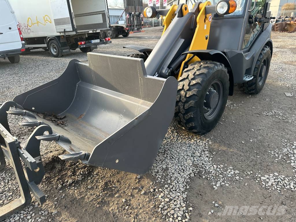 Mecalac Ahlmann (850) AX 700 Radlader netto 39.900 EUR 휠로우더