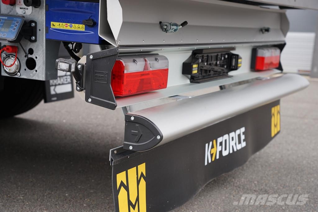 Kraker K-Force 92M3 - stock model Návesy s pohyblivou podlahou