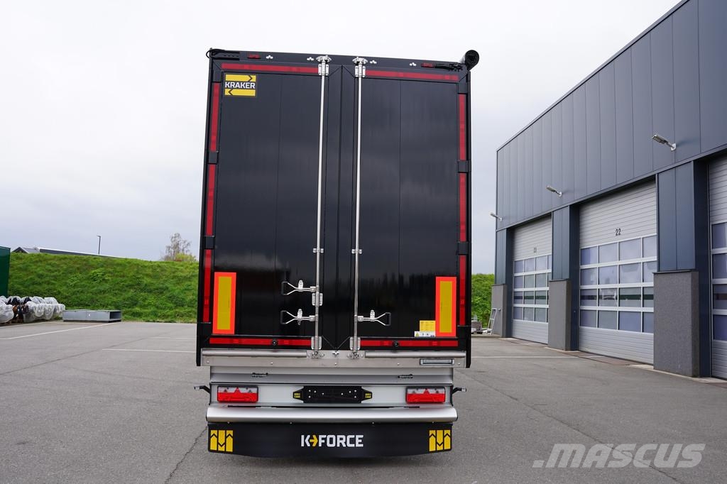 Kraker K-Force 92M3 - stock model Návesy s pohyblivou podlahou