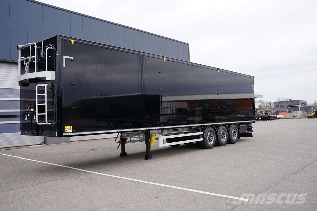 Kraker K-Force 92M3 - stock model Návesy s pohyblivou podlahou