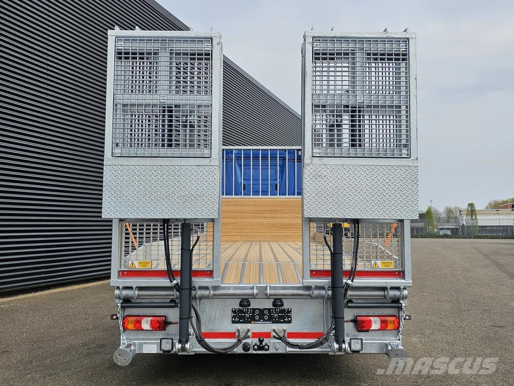 Mercedes-Benz ACTROS 2551 6X2 / OPRIJ - MACHINE TRANSPORT Bergungsfahrzeuge