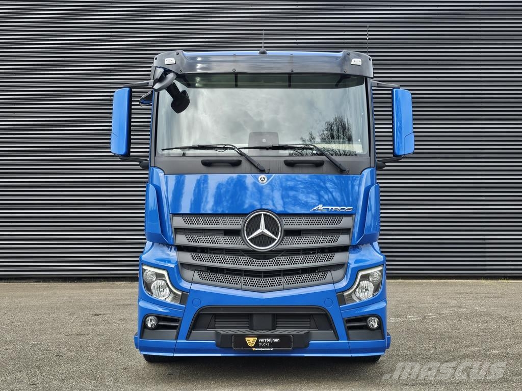 Mercedes-Benz ACTROS 2551 6X2 / OPRIJ - MACHINE TRANSPORT Bergungsfahrzeuge