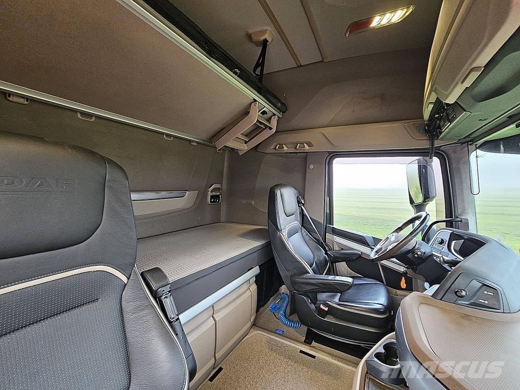 DAF XG+ 530 Leder Tegljači