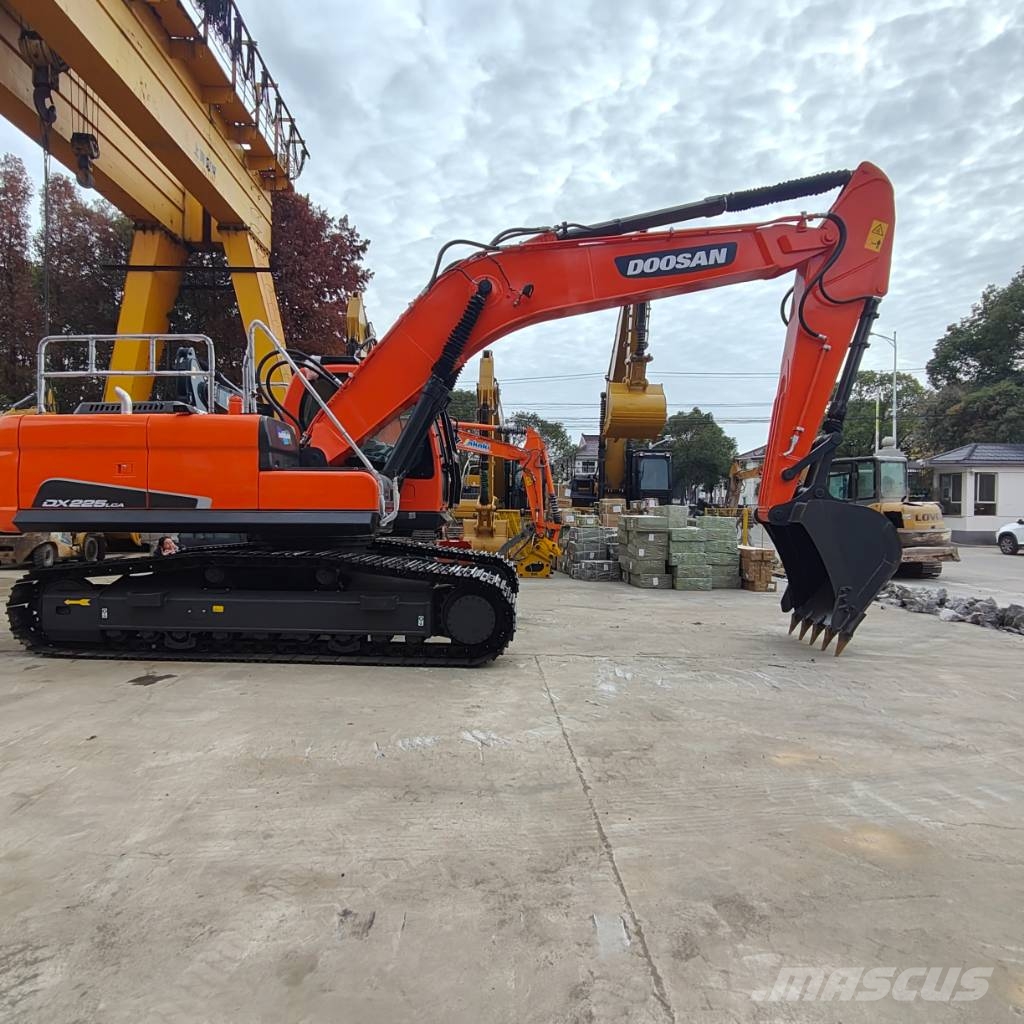 Doosan 225 LCV Beltegraver