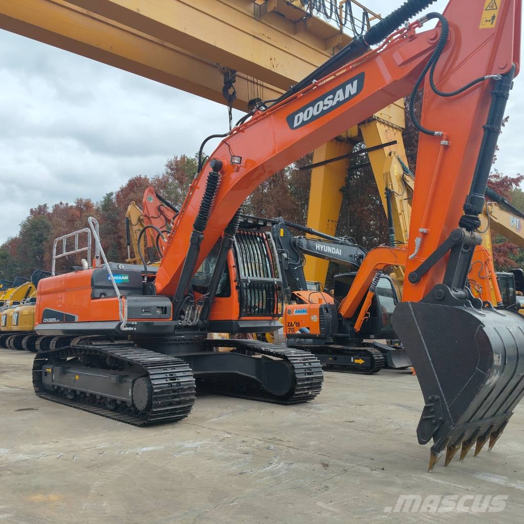 Doosan 225 LCV Beltegraver