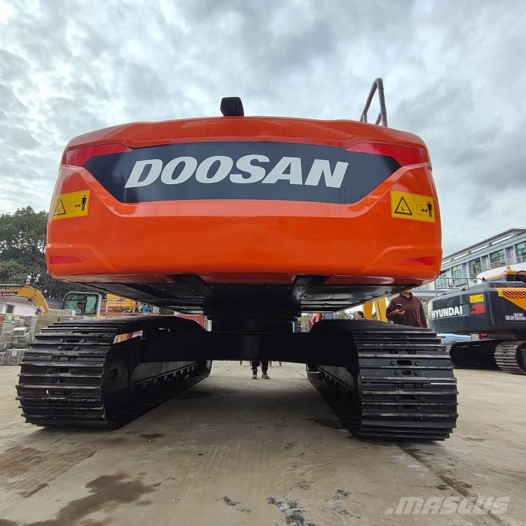Doosan 225 LCV Beltegraver