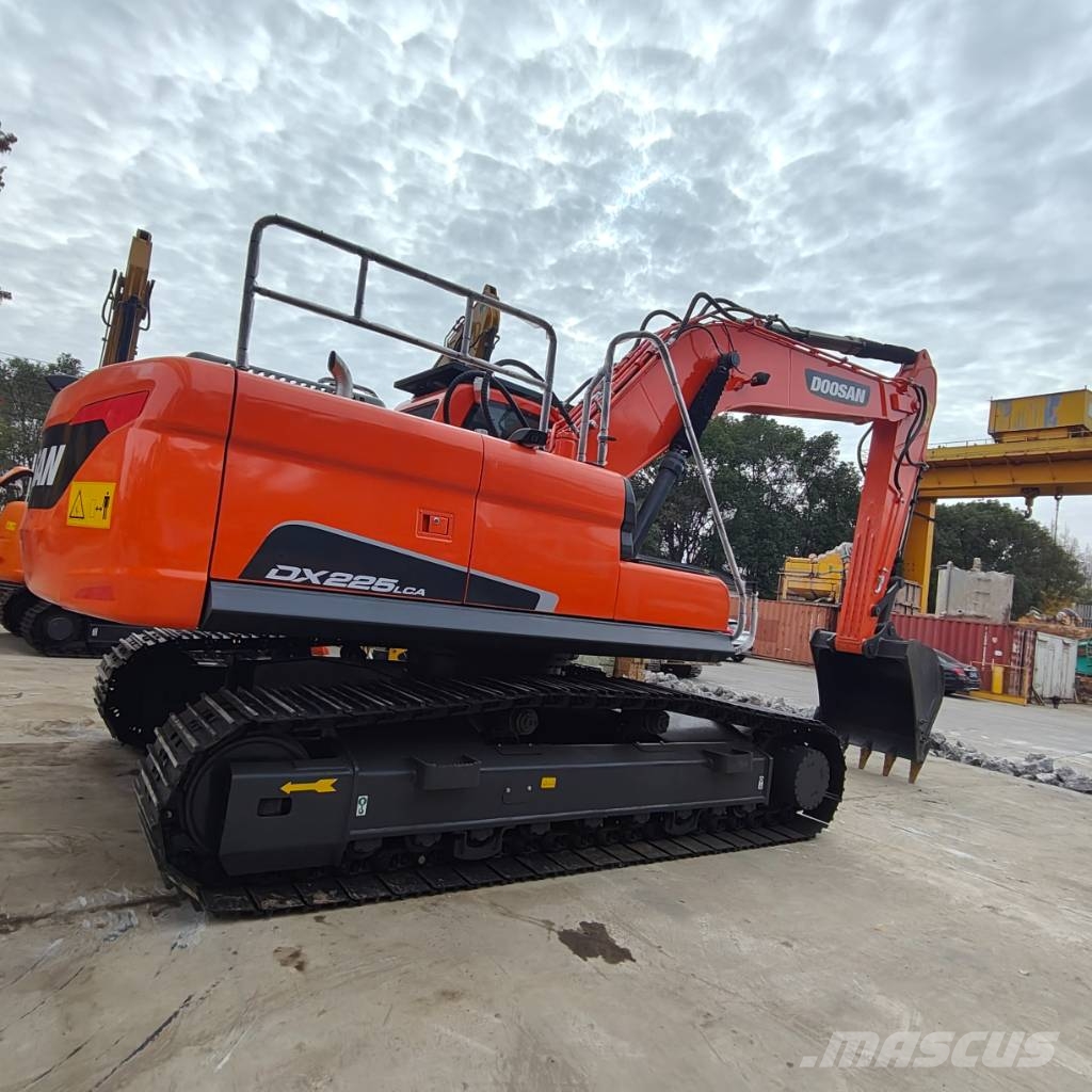 Doosan 225 LCV Beltegraver