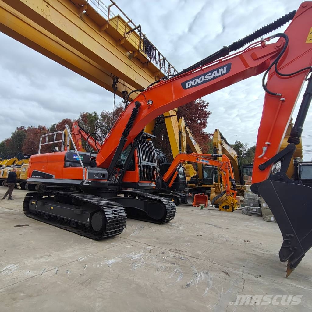 Doosan 225 LCV Beltegraver