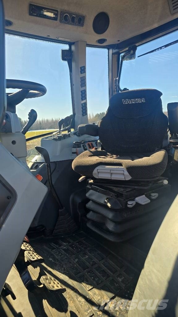 Valtra A 104 拖拉机/农用车