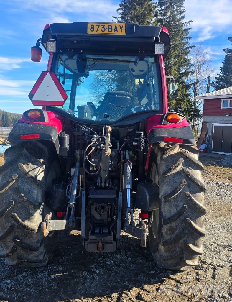 Valtra A 104 拖拉机/农用车