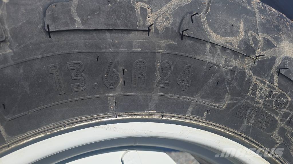 Valtra A 104 拖拉机/农用车