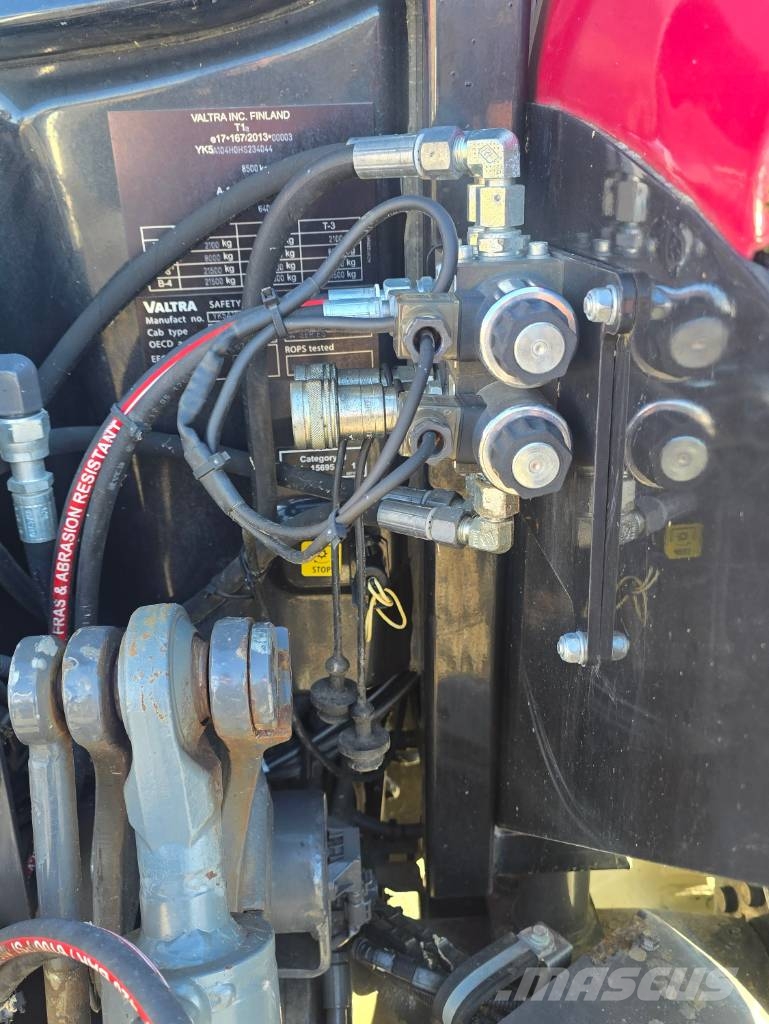 Valtra A 104 拖拉机/农用车