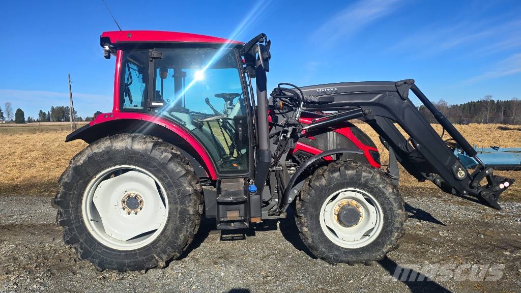 Valtra A 104 拖拉机/农用车