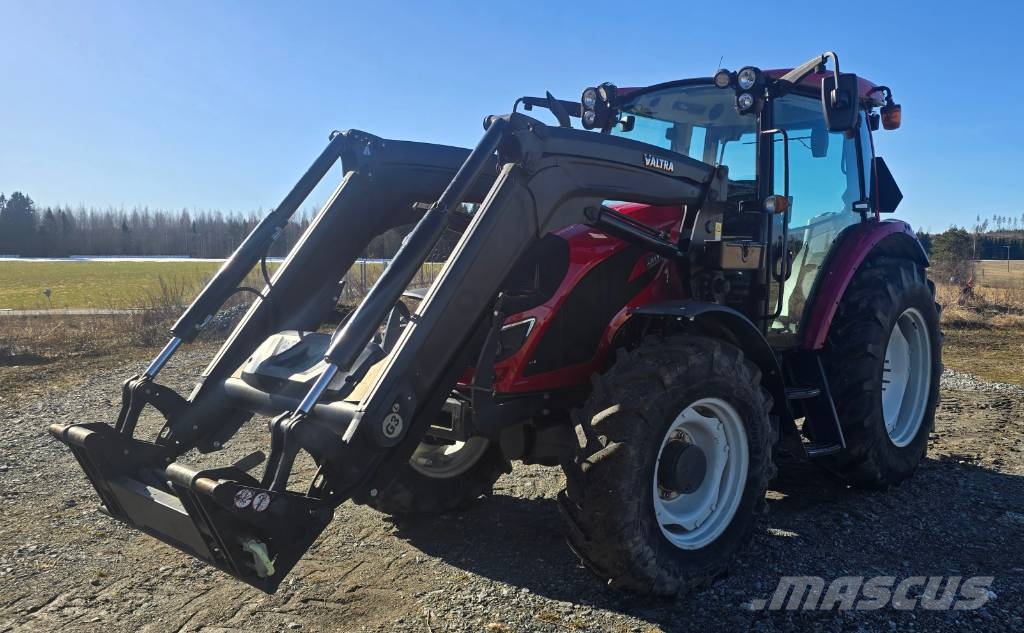 Valtra A 104 拖拉机/农用车