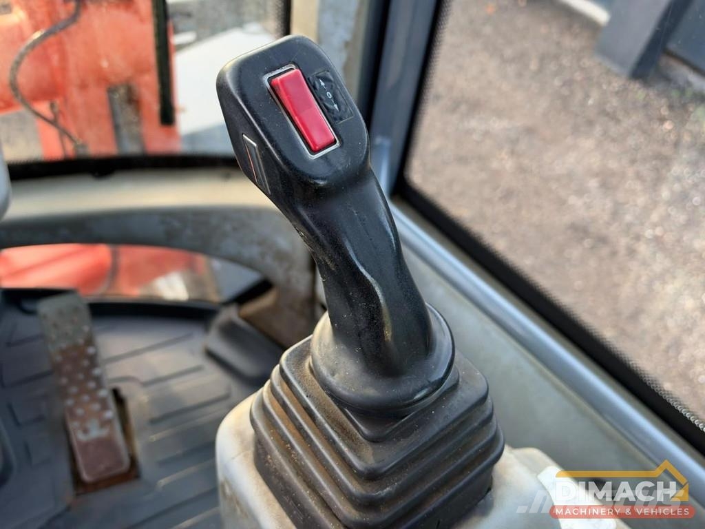 Terex TL160 Quick coupler + Bucket + Forks - Air conditi Wielladers