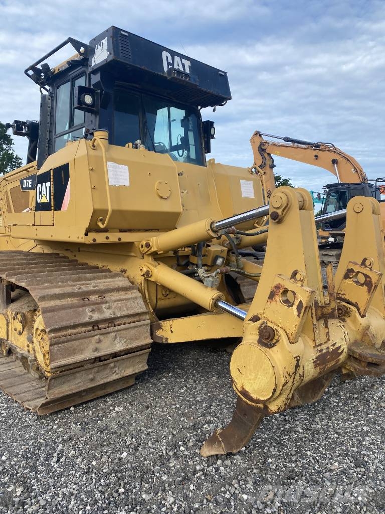 CAT D 7 E LGP Buldozer sobre oruga