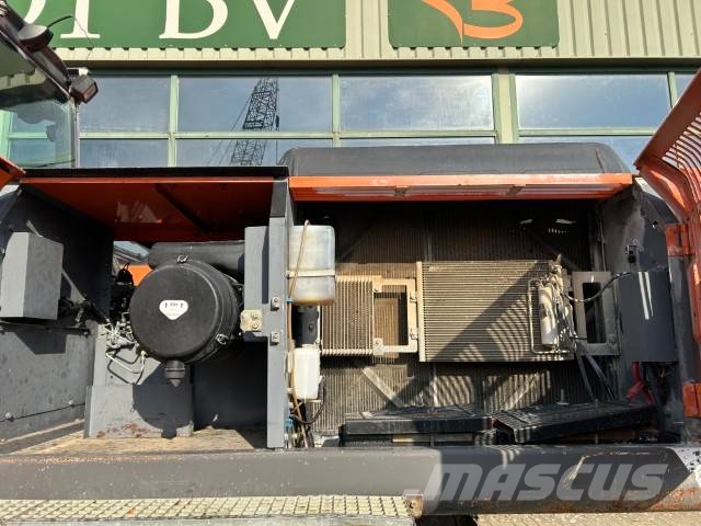 Hitachi ZX 350 LC-3 Lánctalpas kotrók
