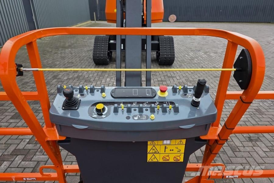 JLG 660SJ Quad Tracks Diesel, Quad Tracks, 22.2m Worki Piattaforme a braccio telescopico
